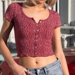 🖤BRANDY MELVILLE VINTAGE RED FLORAL CROP TOP SIZE XS-S🖤